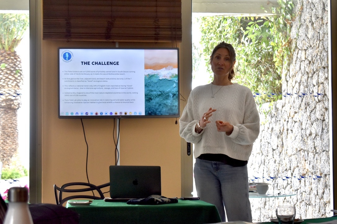 BC680607-105A-4CCA-A7CF-9ADA8E6D6CE7_1_105_c